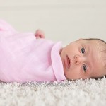 MULLWINDELN aus 100% Musselin Baumwolle für Mädchen von Ziggy Baby vielseitig einsetzbar z.B als Still- und Pucktuch Schmusedecke Wickelunterlage… 3er Pack 120 x 120 cm groß- rosa und weiß
